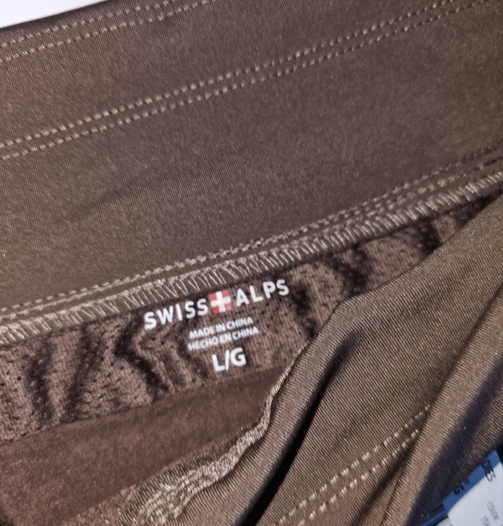 Swiss Alps Brown Hiking Shorts - Picture 6 of 6